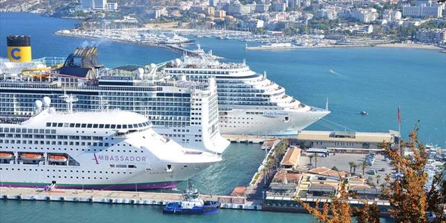 Türkiye limanlarına 10 ayda 907 kruvaziyer gemisi yanaştı