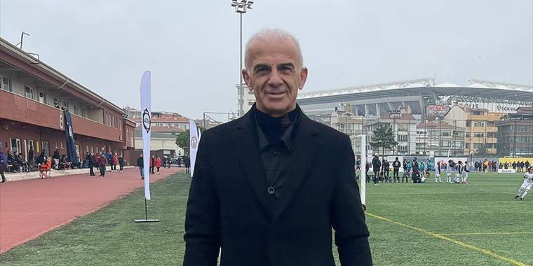 Oğuz Çetin, kendi futbolculuğundan esintiler taşıyan Arda Güler'den övgüyle bahsetti