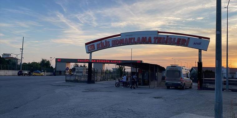 Kilis'te sınır kapısı bölgesine roket atılması sonucu 1 asker, 2 polis yaralandı