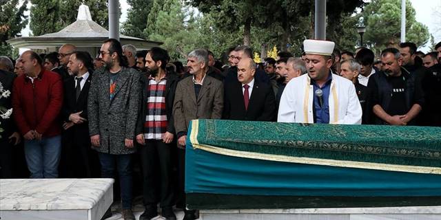Amasya'daki trafik kazasında yaşamını yitiren Özgür Karataş Samsun'da defnedildi