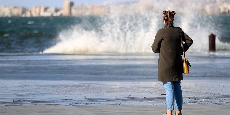 Ege Denizi'nde fırtına uyarısı