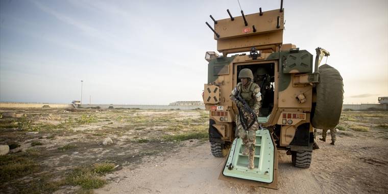 Somali'de askeri eğitim veren Türkiye, BM yaptırımlarından muaf tutulan ülkeler listesine girdi