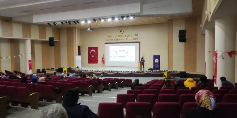 Kulu'da kurum çalışanlarına ve velilere uyuşturucu konulu seminer verildi