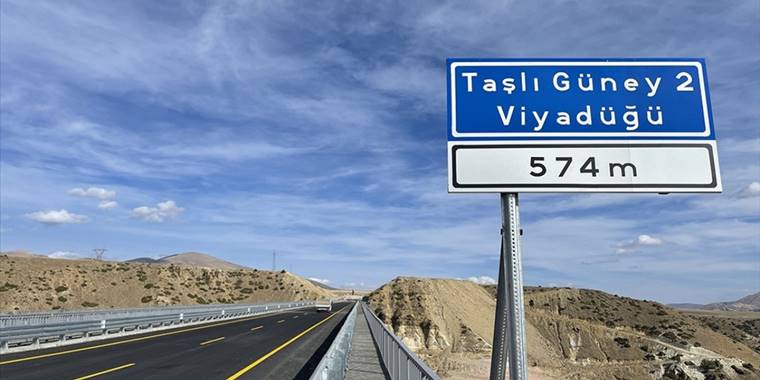 Taşlıgüney-2 Viyadüğü'nden 16 günde 41 bin 904 araç geçti