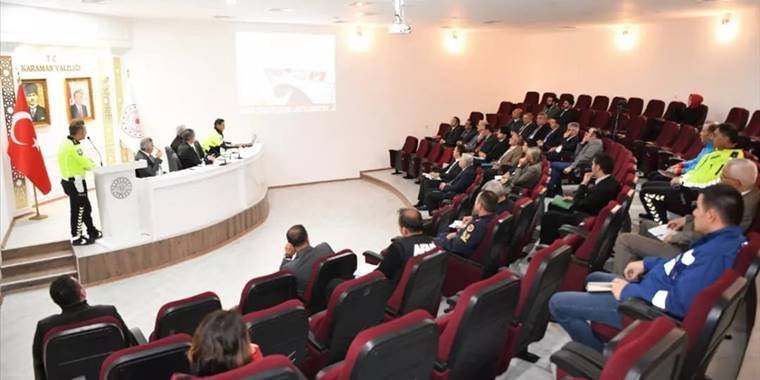 Karaman'da kış mevsimi tedbirleri değerlendirme toplantısı