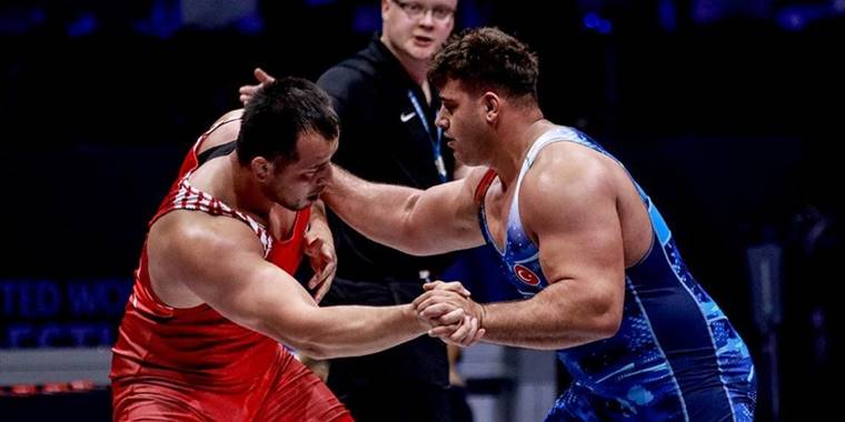 Türk güreşi 2022'yi ‘başarılarla’ tamamladı