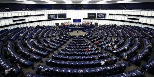 Rusya'yı "terör destekçisi" ilan eden Avrupa Parlamentosu siber saldırıya uğradı