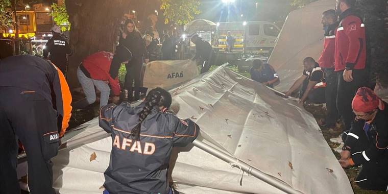 AFAD, Düzce'de saat 19.00 itibarıyla elektrik kesintisi bulunmadığını bildirdi