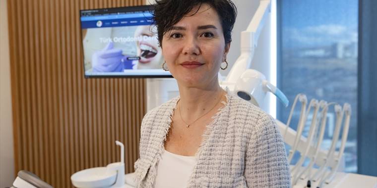 Çocuklarda kalıcı dişlerin sağlığını, iyi bakılan süt dişleri belirliyor