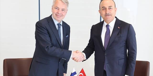 Dışişleri Bakanı Çavuşoğlu, Fin mevkidaşı Haavisto ile telefonda görüştü