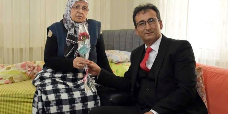 İl Müdürü Çalışkan'dan şehit öğretmen ailelerine ziyaret