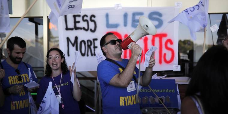 Avrupa'da artan yaşam maliyetlerinden şikayetçi binlerce çalışanın grev ve protestosu sürüyor