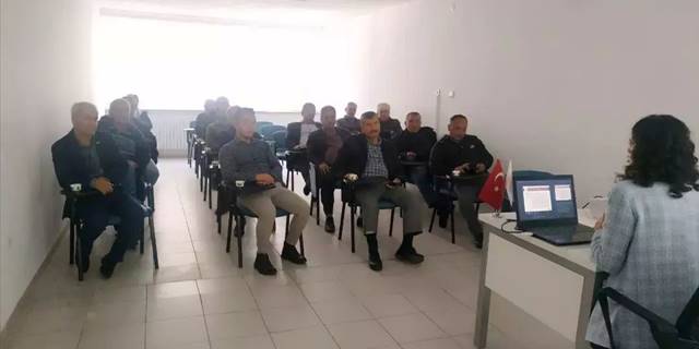 Beyşehir'de muhtarlara seminer