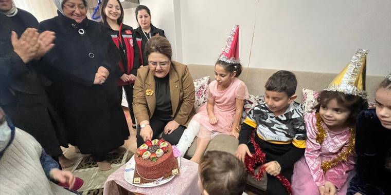 Bakan Yanık'tan terör saldırısında yaralanan 10 yaşındaki kız çocuğuna doğum günü sürprizi