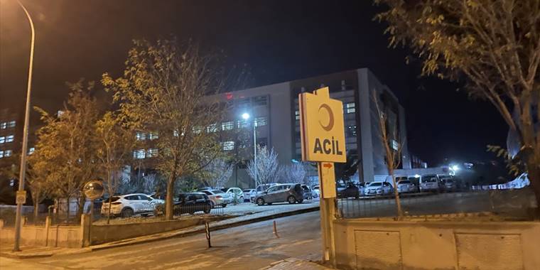 Niğde'de asker uğurlamasında havaya ateş edilmesi sonucu 2 kişi yaralandı