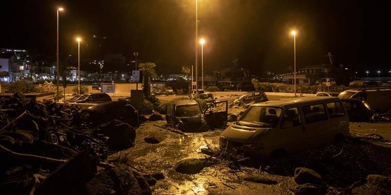 İtalya'nın Ischia Adası'ndaki heyelanın ardından 7 cesede ulaşıldı