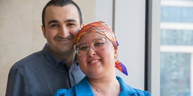 Doktor çiftin aşkı kansere meydan okuyor
