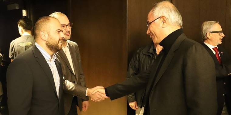 AK Parti Heyeti Kanada’da Türklerle bir araya geldi