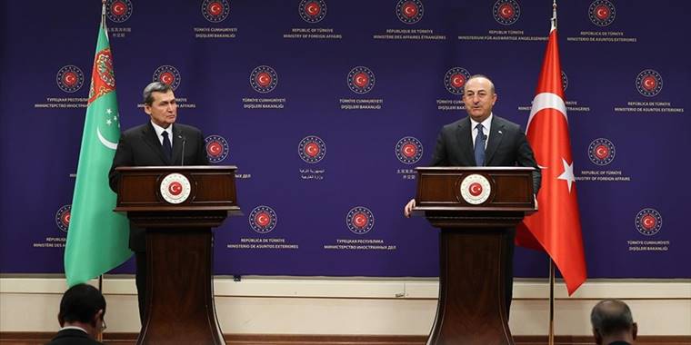 Dışişleri Bakanı Çavuşoğlu: En büyük arzumuz Türkmenistan'ın TDT'ye tam üye olması ve zirvelere de ev sahipliği yapması
