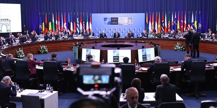 NATO dışişleri bakanları Çin'i görüşecek