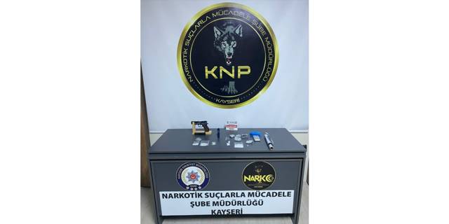 Kayseri'de uyuşturucu operasyonunda 9 zanlı yakalandı