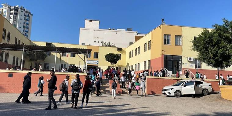 Mersin'de sınıf arkadaşının bıçakladığı 12 yaşındaki öğrenci hayatını kaybetti