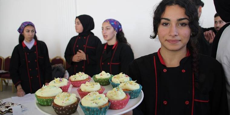 Mersin'de tescilli muz ve limondan yapılan pastalar yarıştı