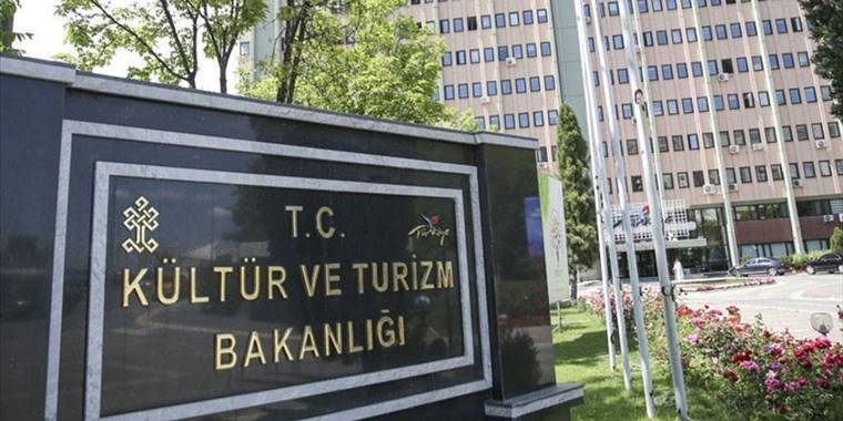 Kültür ve Turizm Bakanlığı'ndaki sözleşmeli sanatçılar kadroya geçme hakkı elde etti