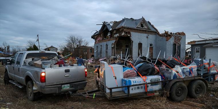 ABD'nin güney eyaletlerinde meydana gelen hortumlarda 2 kişi hayatını kaybetti