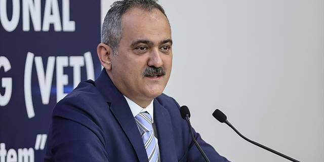 Milli Eğitim Bakanı Özer: Temel eğitim ve ortaöğretimde yılda 3 fikri mülkiyet tescili alırken şu an 8 bin'lere ulaştık