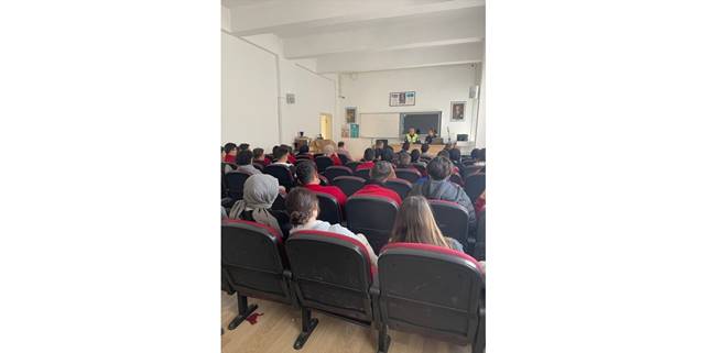 Hüyük'te lise öğrencilerine jandarma mesleği tanıtıldı