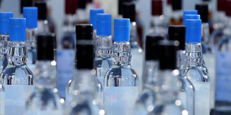 Kütahya'da sahte içkiden zehirlenme şüphesiyle bir kişi öldü, 3 kişi tedavi altında