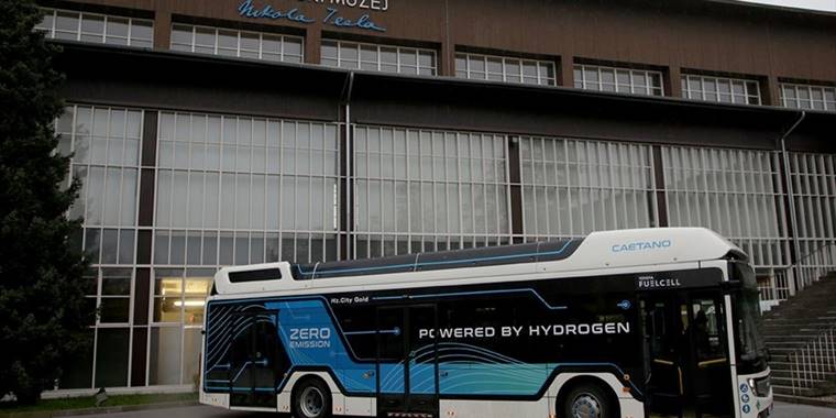 Hırvatistan'da hidrojen yakıtlı otobüs tanıtımı
