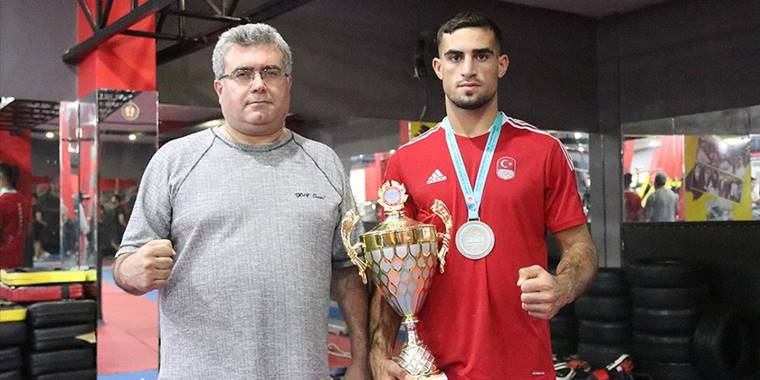 Milli sporcu Emrah Yaşar, iki ayrı branşta dünya şampiyonluğu peşinde