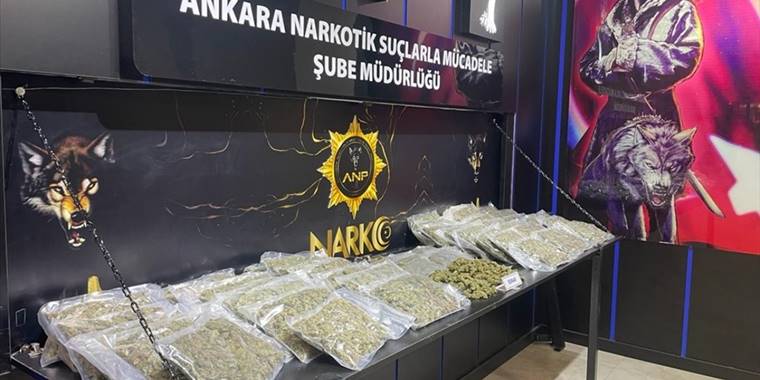 Ankara'da durdurulan tırda 12,5 kilogram esrar yakalandı