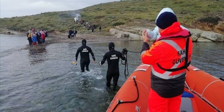 Sahil Güvenlik Komutanlığınca son bir haftada 743 düzensiz göçmen kurtarıldı