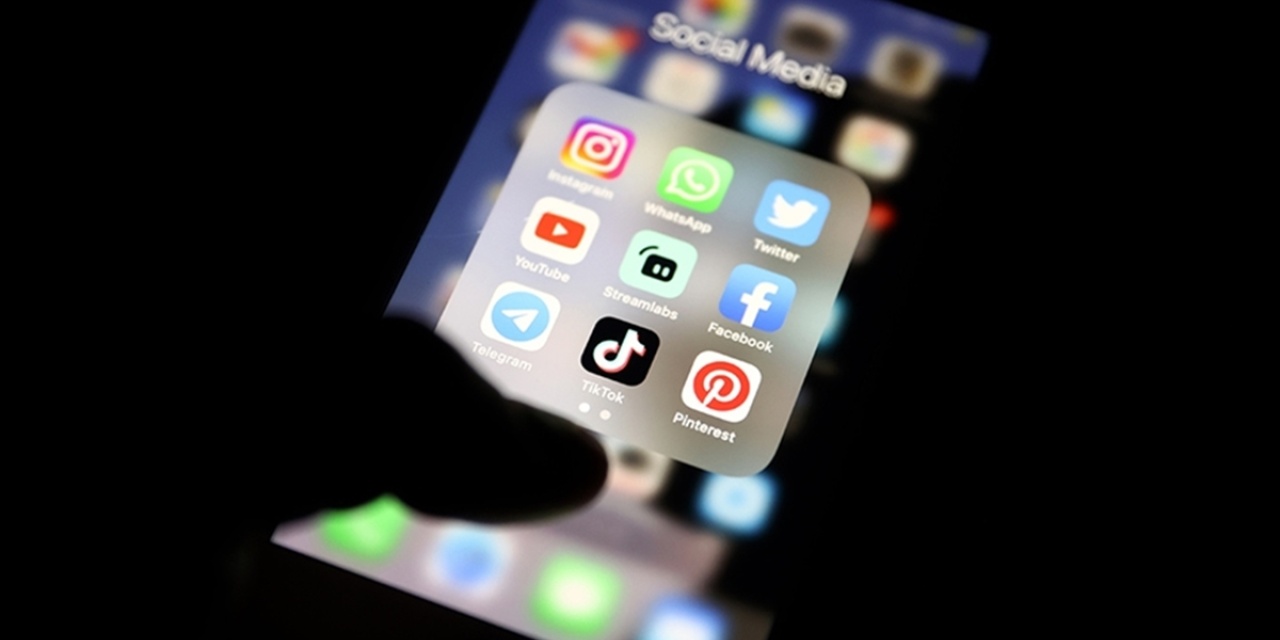 FBI, Tiktok'un ABD için "ulusal güvenlik endişesi" olduğu görüşünde