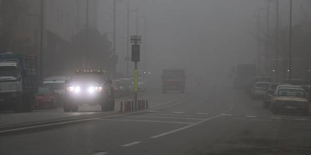 Bazı illerde yoğun sis etkili oldu