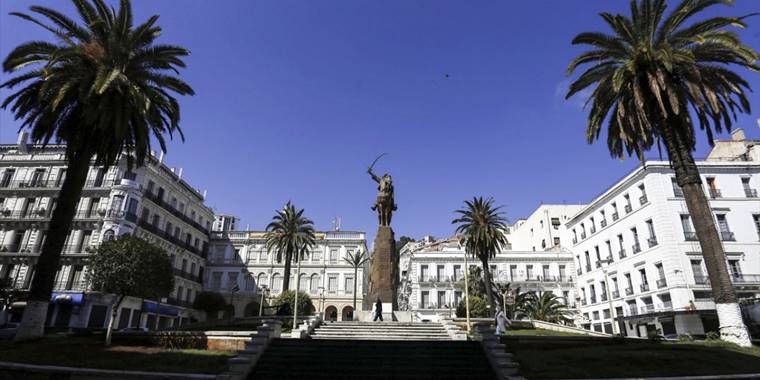 Cezayir BRCIS grubunun altıncı üyesi olabilecek mi?