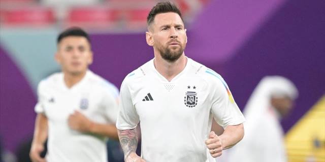 Arjantinli yıldız futbolcu Messi, kariyerinin 1000. maçına çıktı