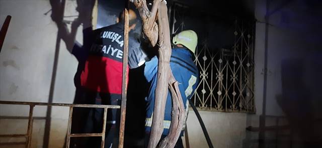 Niğde'deki ev yangınında bir kişi hayatını kaybetti