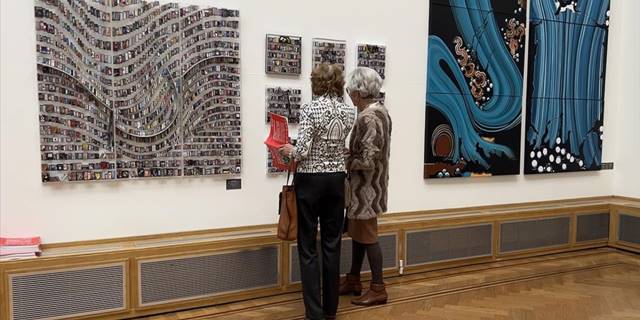 Hollanda'da Türk sanatçıların hazırladığı "Aura" sergisi açıldı