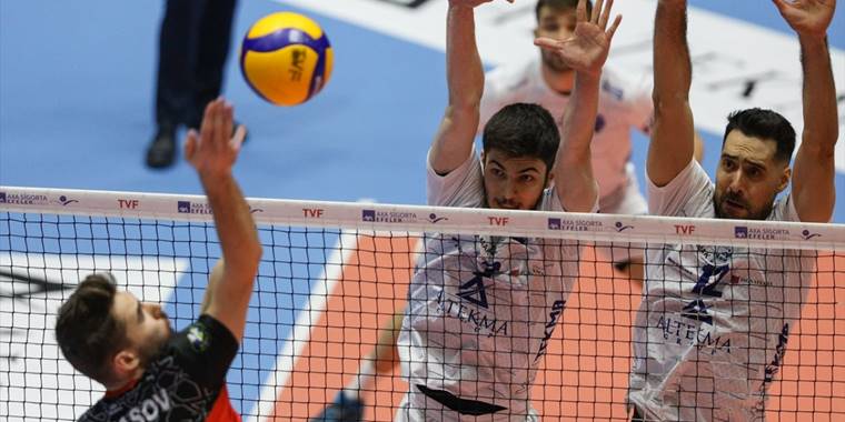 Voleybol: AXA Sigorta Efeler Ligi