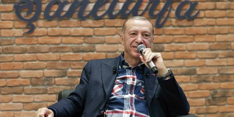 Cumhurbaşkanı Erdoğan: Gençlerimizin bilgisi, donanımı, öz güveni Türkiye Yüzyılının en büyük teminatıdır