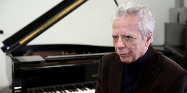 Maestro Rengim Gökmen'e altın madalya