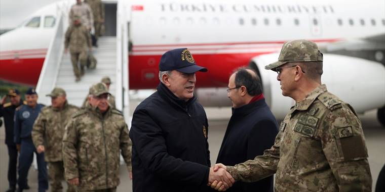 Azerbaycan Cumhurbaşkanı Aliyev, Milli Savunma Bakanı Akar ve TSK komuta kademesini kabul etti