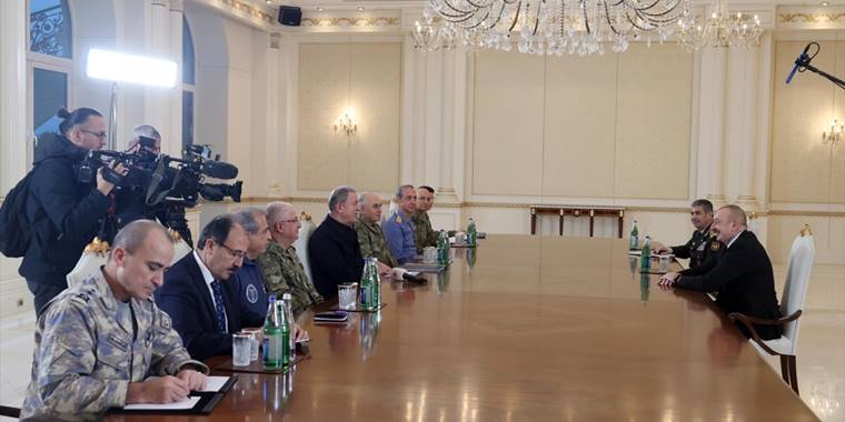 Azerbaycan Cumhurbaşkanı Aliyev, Milli Savunma Bakanı Akar ve TSK komuta kademesini kabul etti