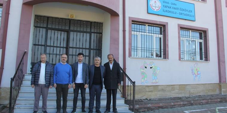 Zara Ziraat Odası'ndan öğrencilere giyecek desteği