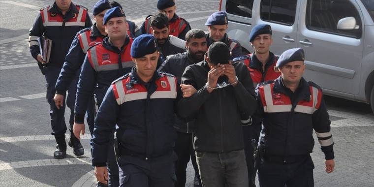 Konya'da 4 hırsızlık şüphelisi tutuklandı