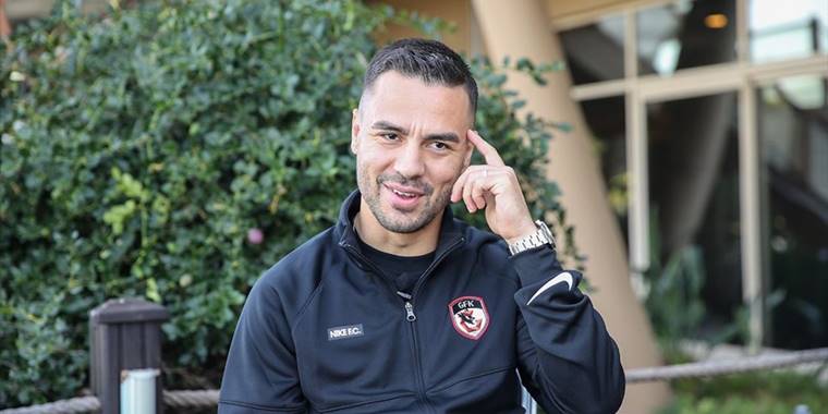 Gaziantep FK oyuncusu Furkan Soyalp, hem lig hem kupada başarıya odaklandı